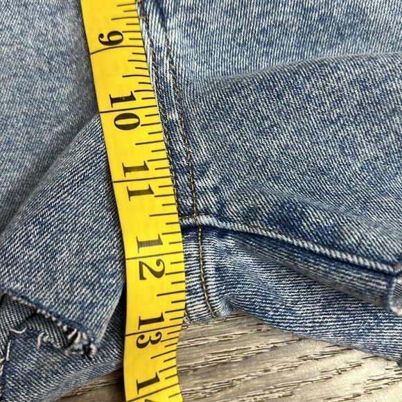 Revice Women’s High Rise Shorts Cut Off Rigid in Light Washed Sz 29 - Picture 8 of 9